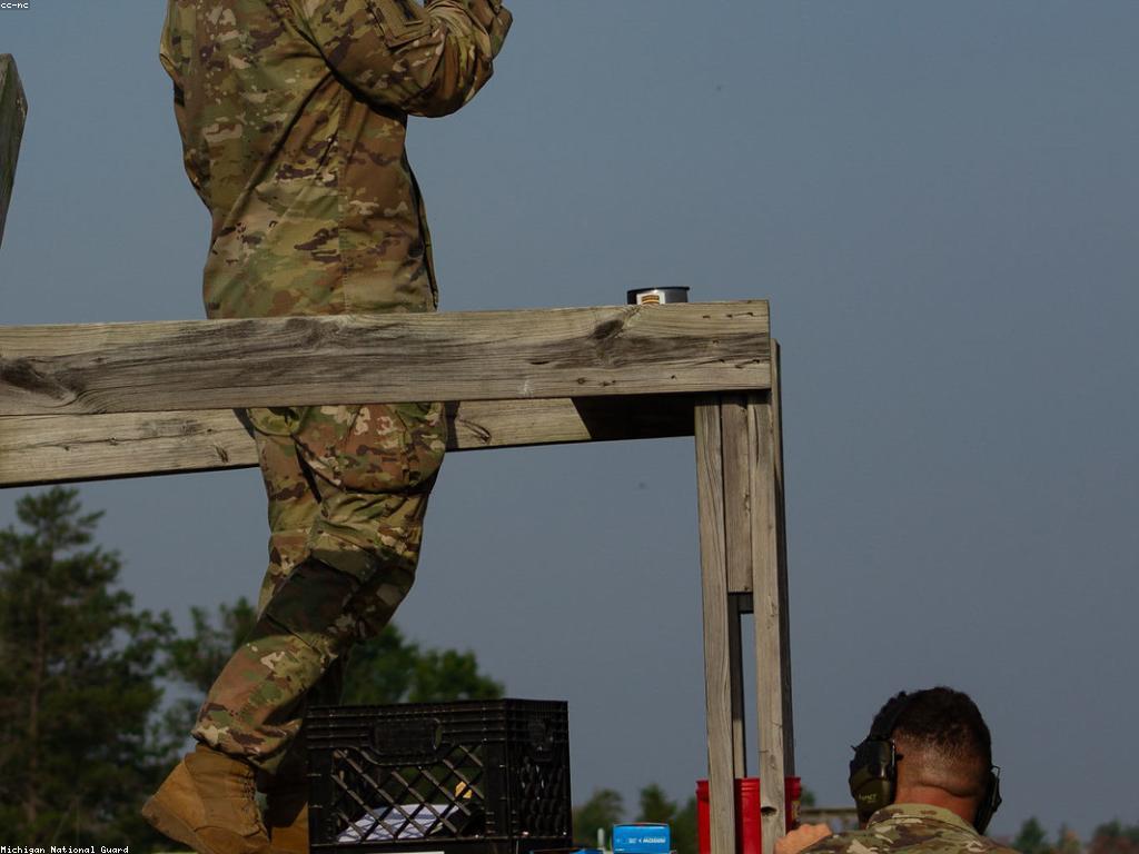 យុទ្ធសាស្ត្របាញ់ដ៏មានប្រសិទ្ធភាពសម្រាប់ការប្រកួតការបាញ់